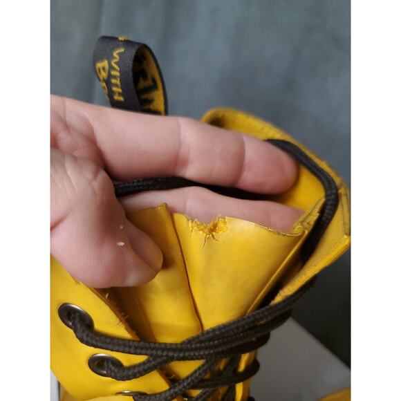 Dr Martens Drench Wellies 8-Eye Yellow Rain Boots Vulcanised Rubber US Womens 7 - Picture 13 of 15